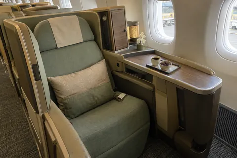 Saudia business class seat