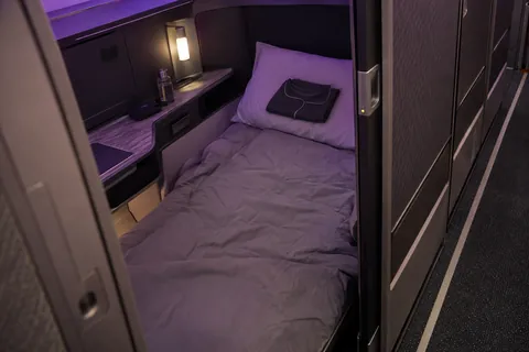 Qatar Airways business class seat